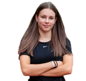 Dóra Pusztai